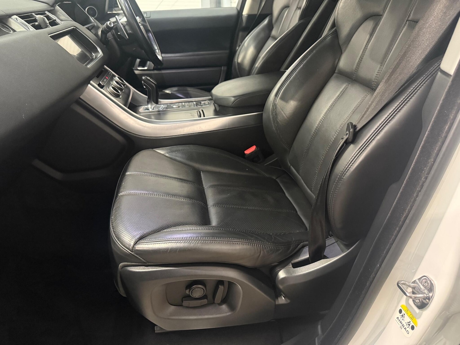 Used Land Rover Range Rover Sport 2017 for sale - 77559933: Photo 43