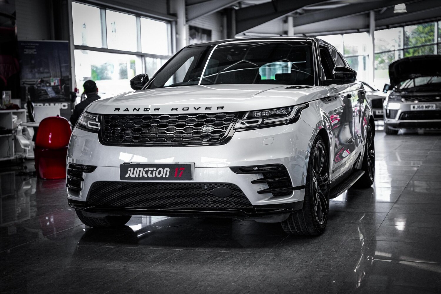 Used Land Rover Range Rover Velar 2018 for sale - 78184351: Photo 13