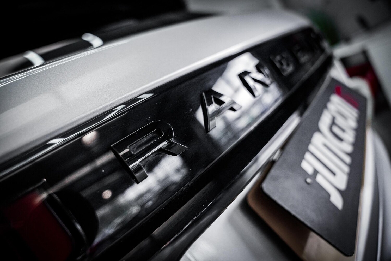 Used Land Rover Range Rover Velar 2018 for sale - 78184351: Photo 40