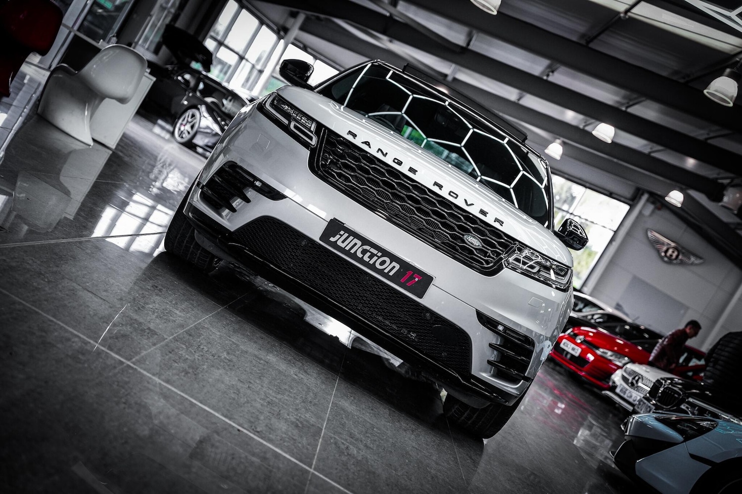 Used Land Rover Range Rover Velar 2018 for sale - 78184351: Photo 5