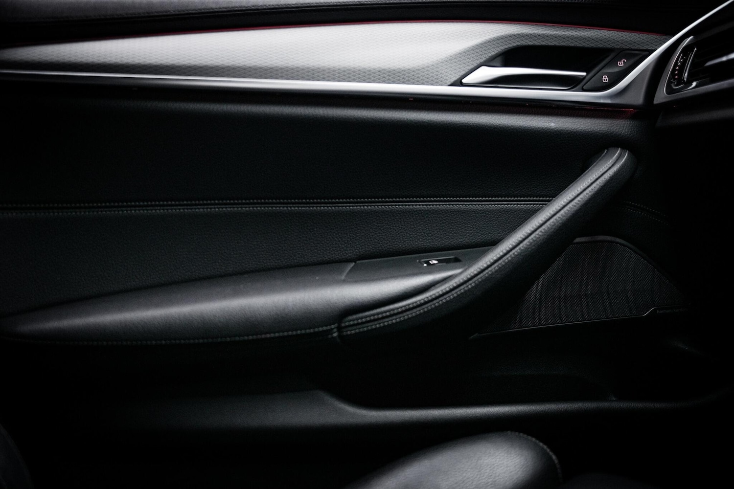 Used BMW 5 Series 2018 for sale - 77440509: Photo 48