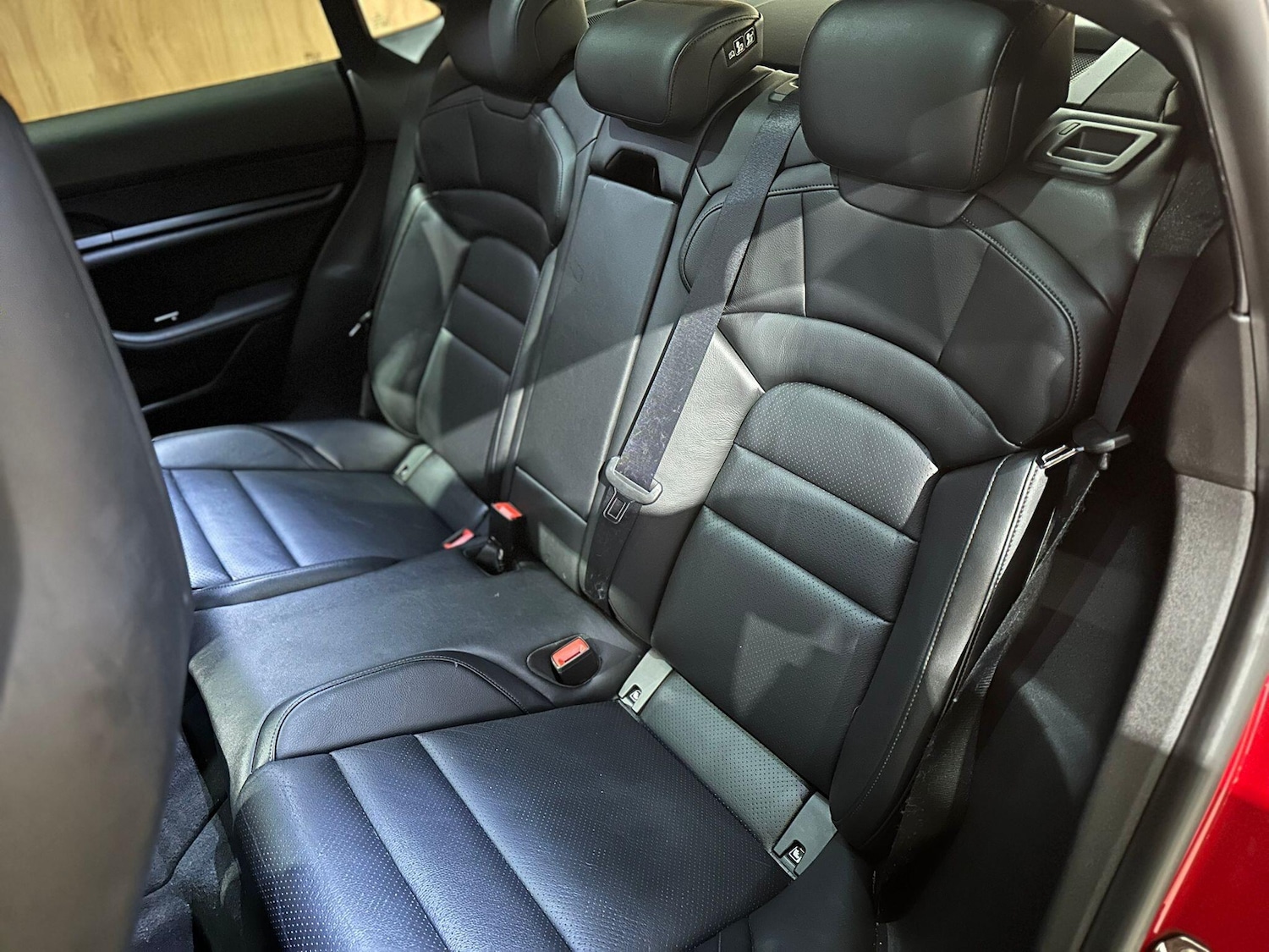 Used Porsche Taycan 2021 for sale - 77144470: Photo 15