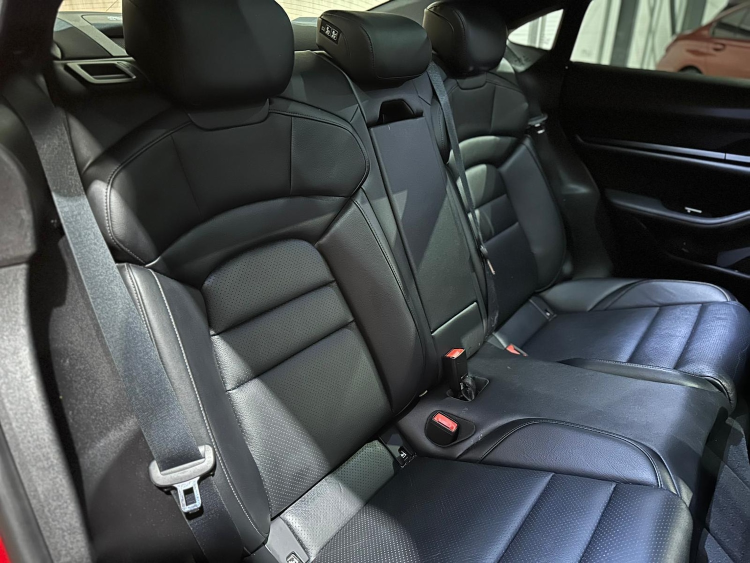 Used Porsche Taycan 2021 for sale - 77144470: Photo 16