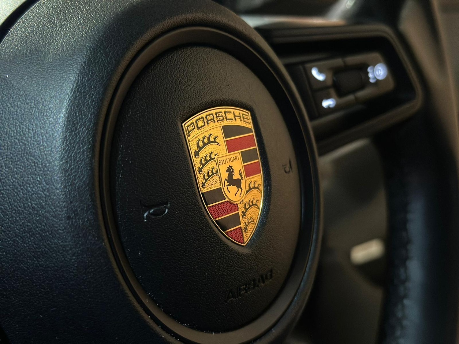 Used Porsche Taycan 2021 for sale - 77144470: Photo 19