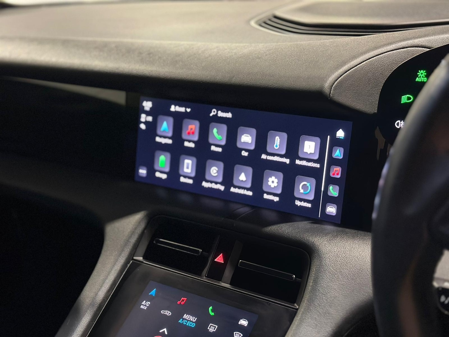 Used Porsche Taycan 2021 for sale - 77144470: Photo 29