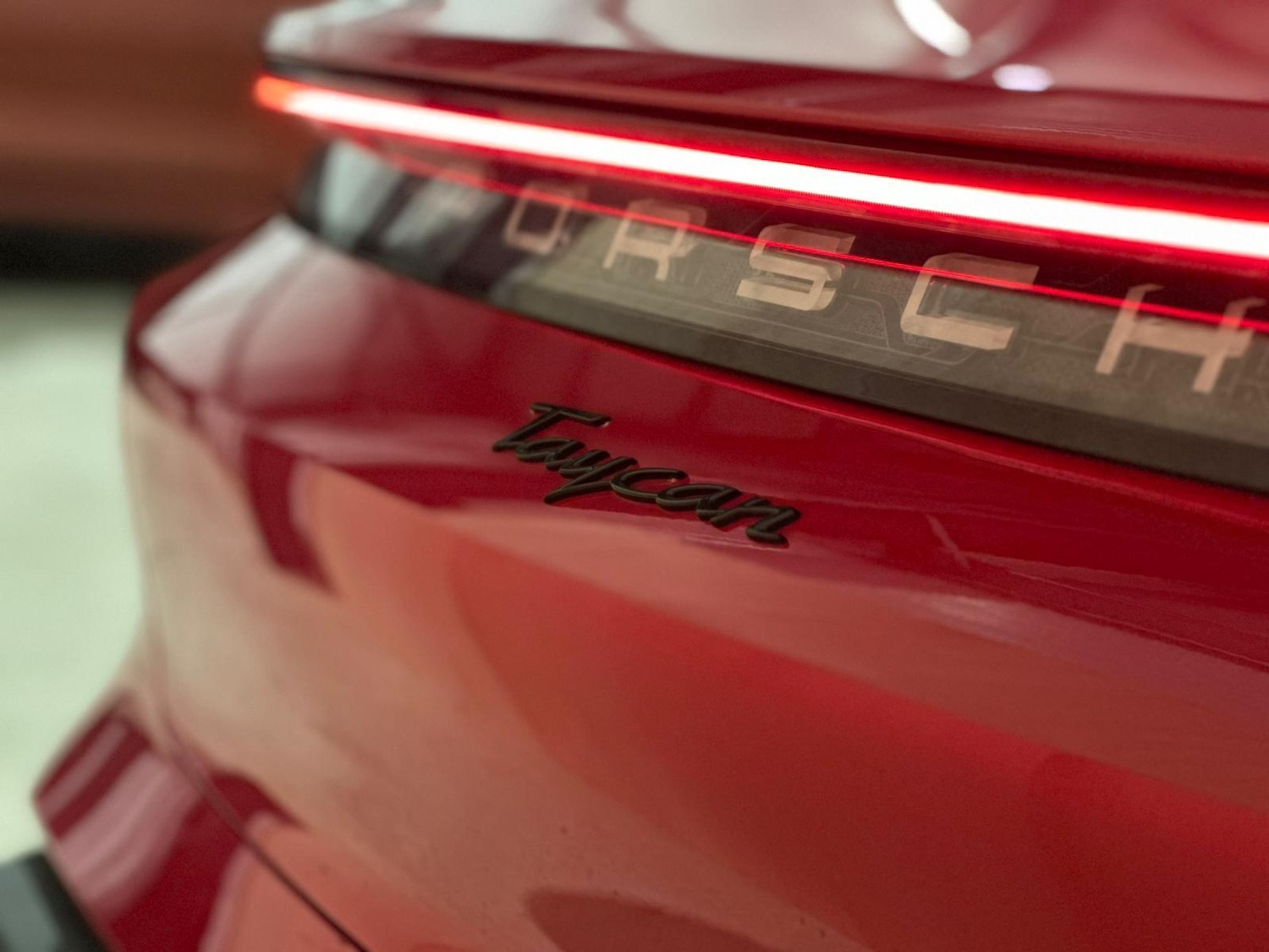 Used Porsche Taycan 2021 for sale - 77144470: Photo 39