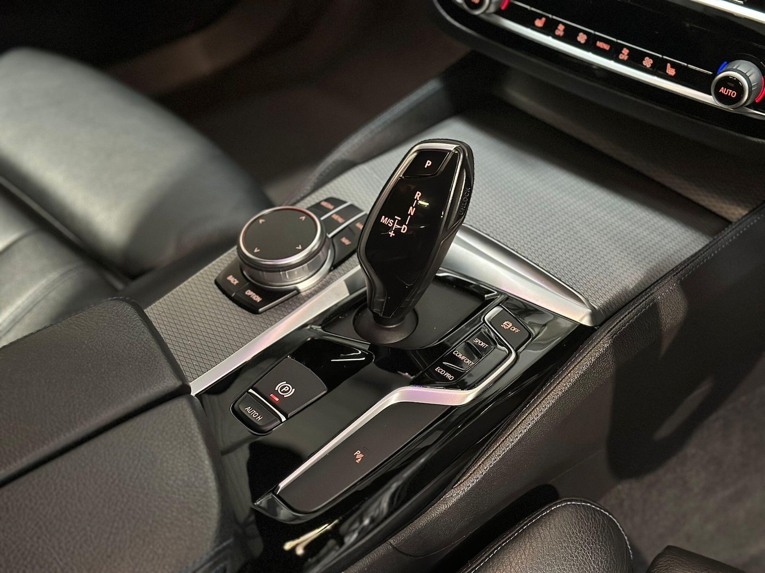 Used BMW 5 Series 2019 for sale - 76913302: Photo 12