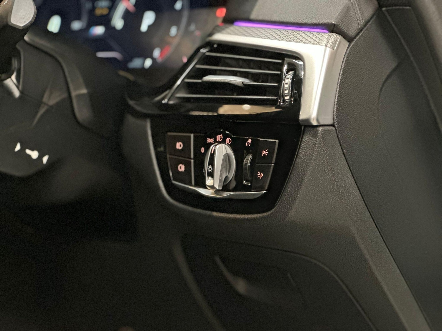 Used BMW 5 Series 2019 for sale - 76913302: Photo 22