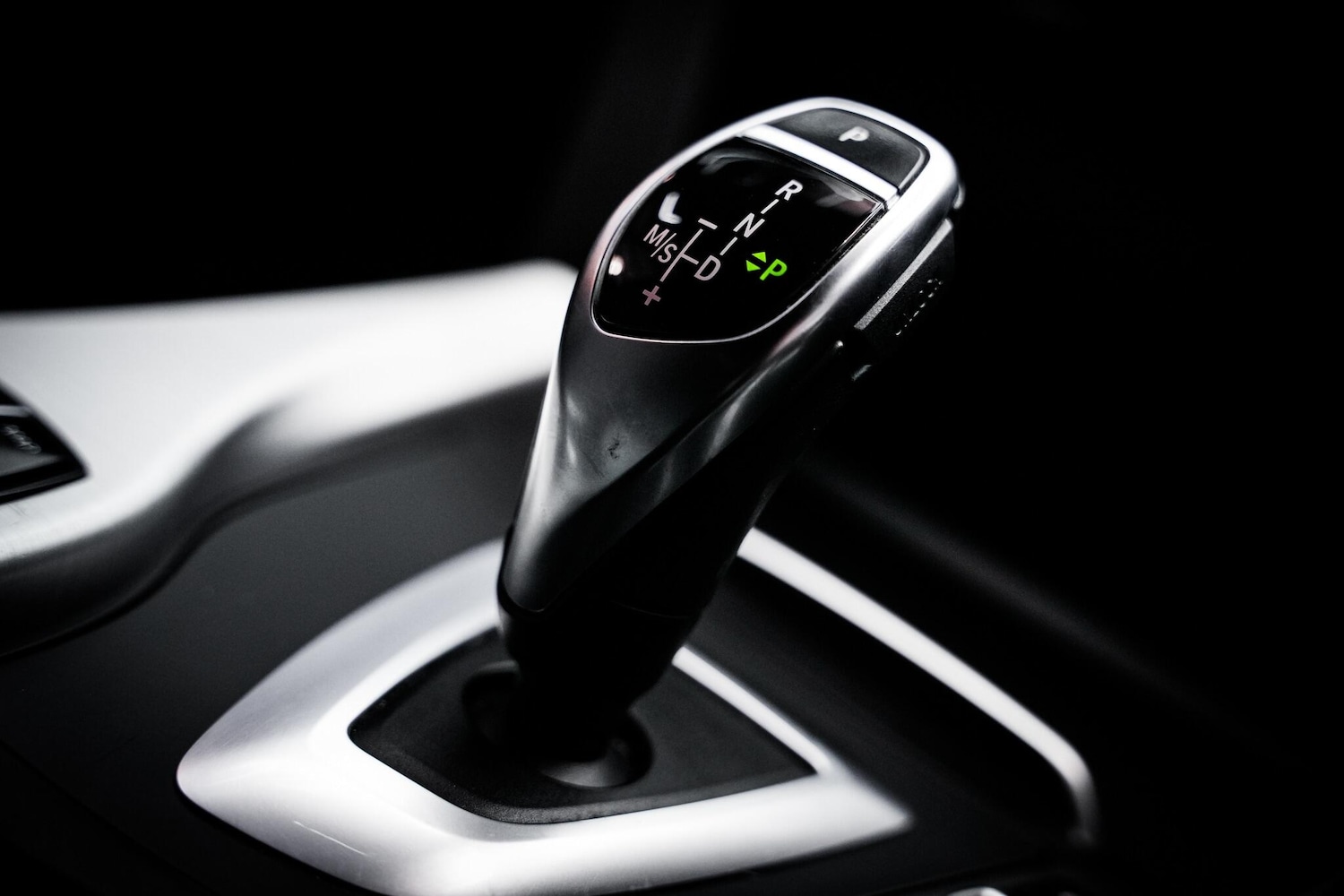 Used BMW 4 Series 2018 for sale - 77597677: Photo 38