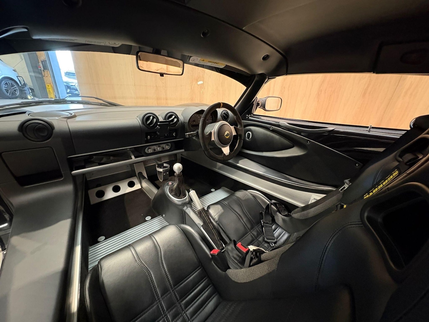 Used Lotus Elise 2012 for sale - 76996851: Photo 17