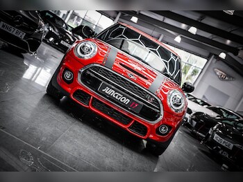 Used MINI Hatch 2020 for sale - 76659213: Photo