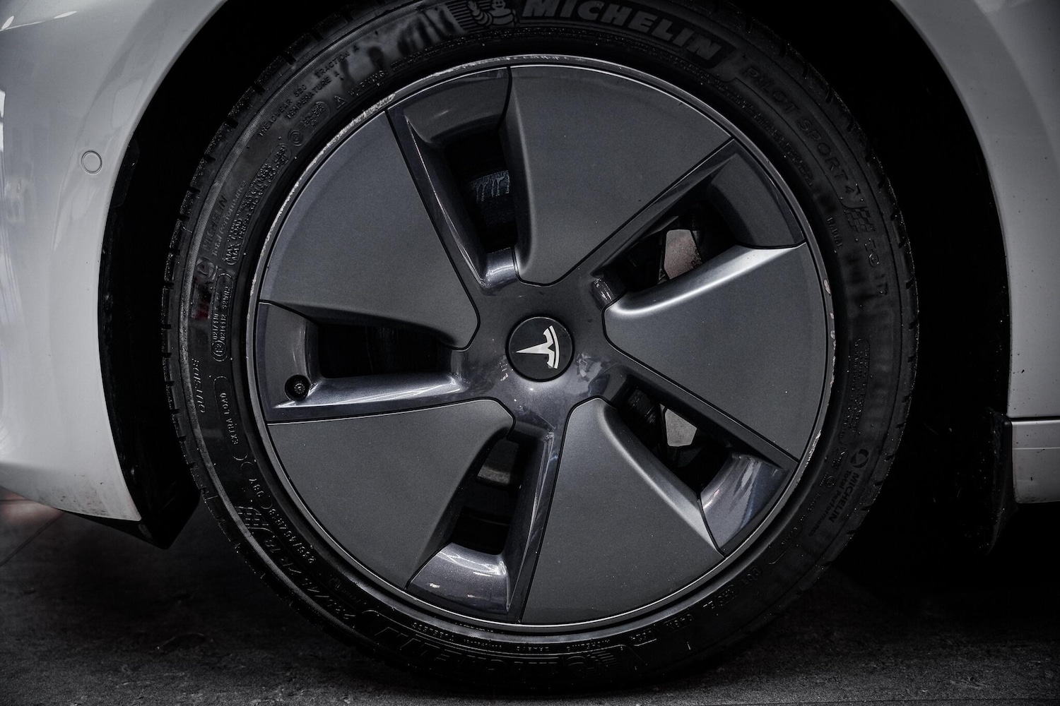 Used Tesla Model 3 2021 for sale - 77456050: Photo 28