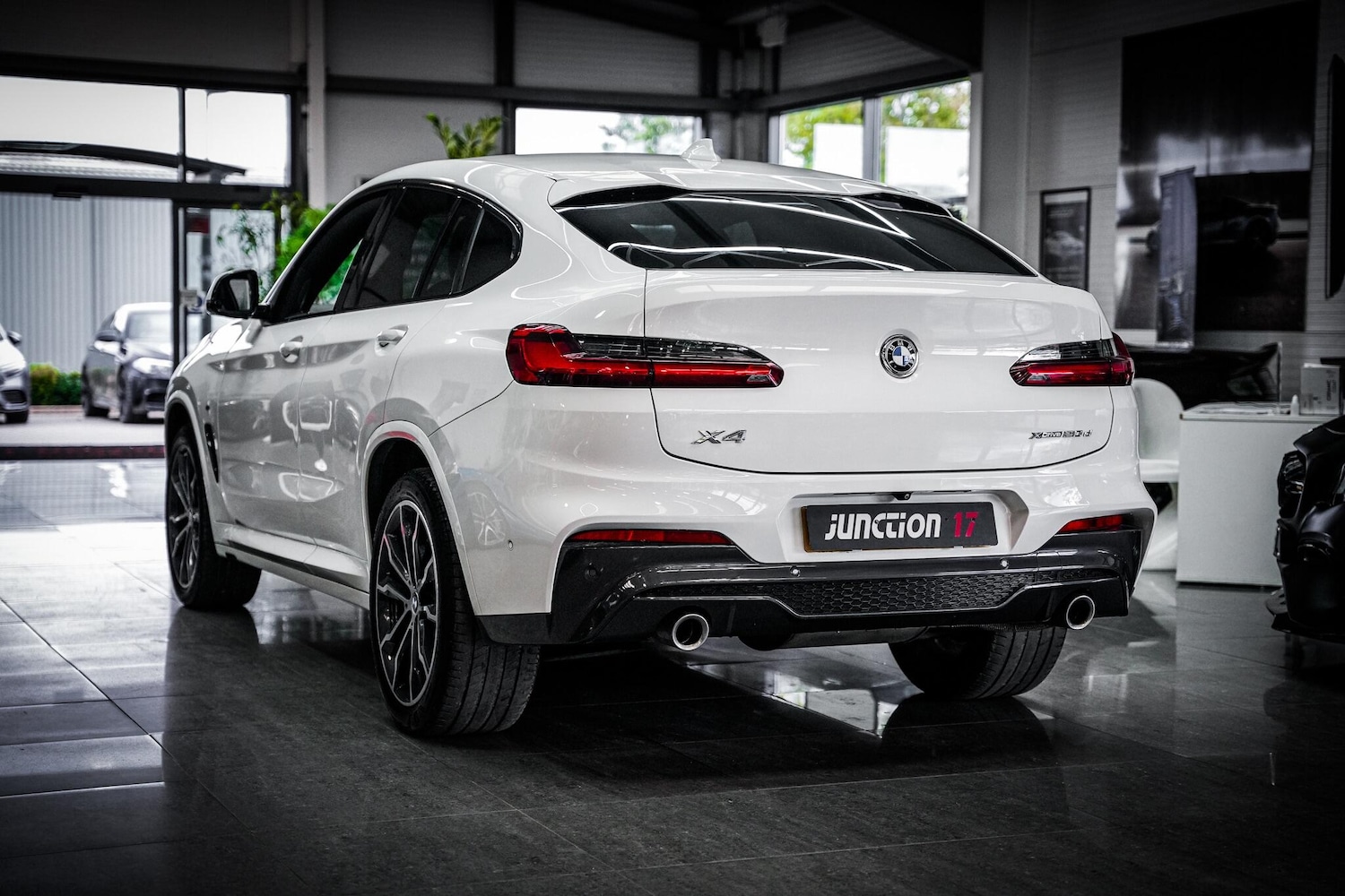 Used BMW X4 2018 for sale - 76657990: Photo 13