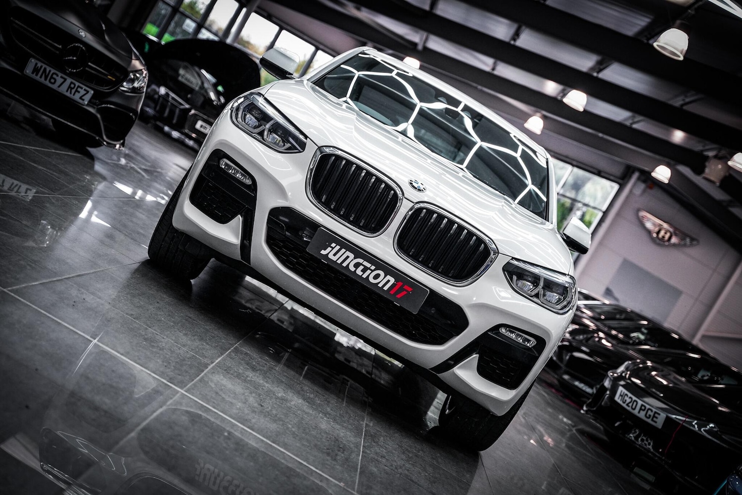 Used BMW X4 2018 for sale - 76657990: Photo 4