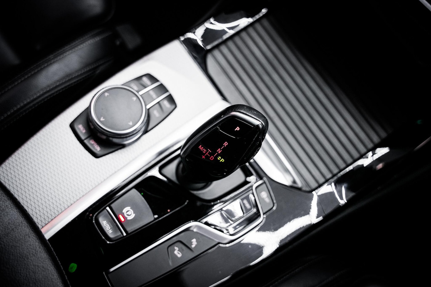 Used BMW X4 2018 for sale - 76657990: Photo 5