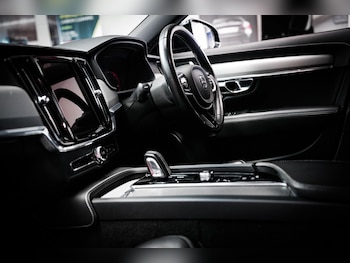 Used Volvo V90 2021 for sale - 78898803: Photo