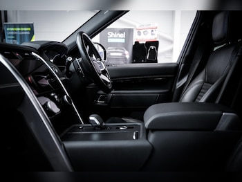 Used Land Rover Discovery 2021 for sale - 78689701: Photo