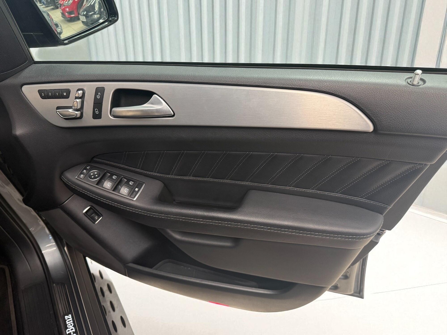 Used Mercedes-Benz GLE 2018 for sale - 76657375: Photo 17