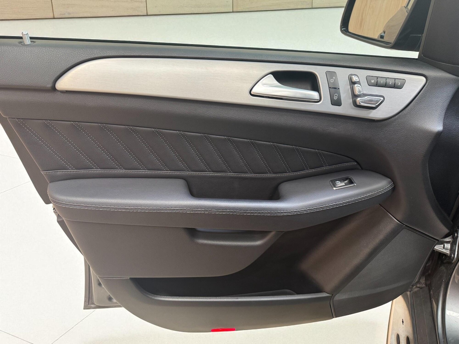 Used Mercedes-Benz GLE 2018 for sale - 76657375: Photo 21