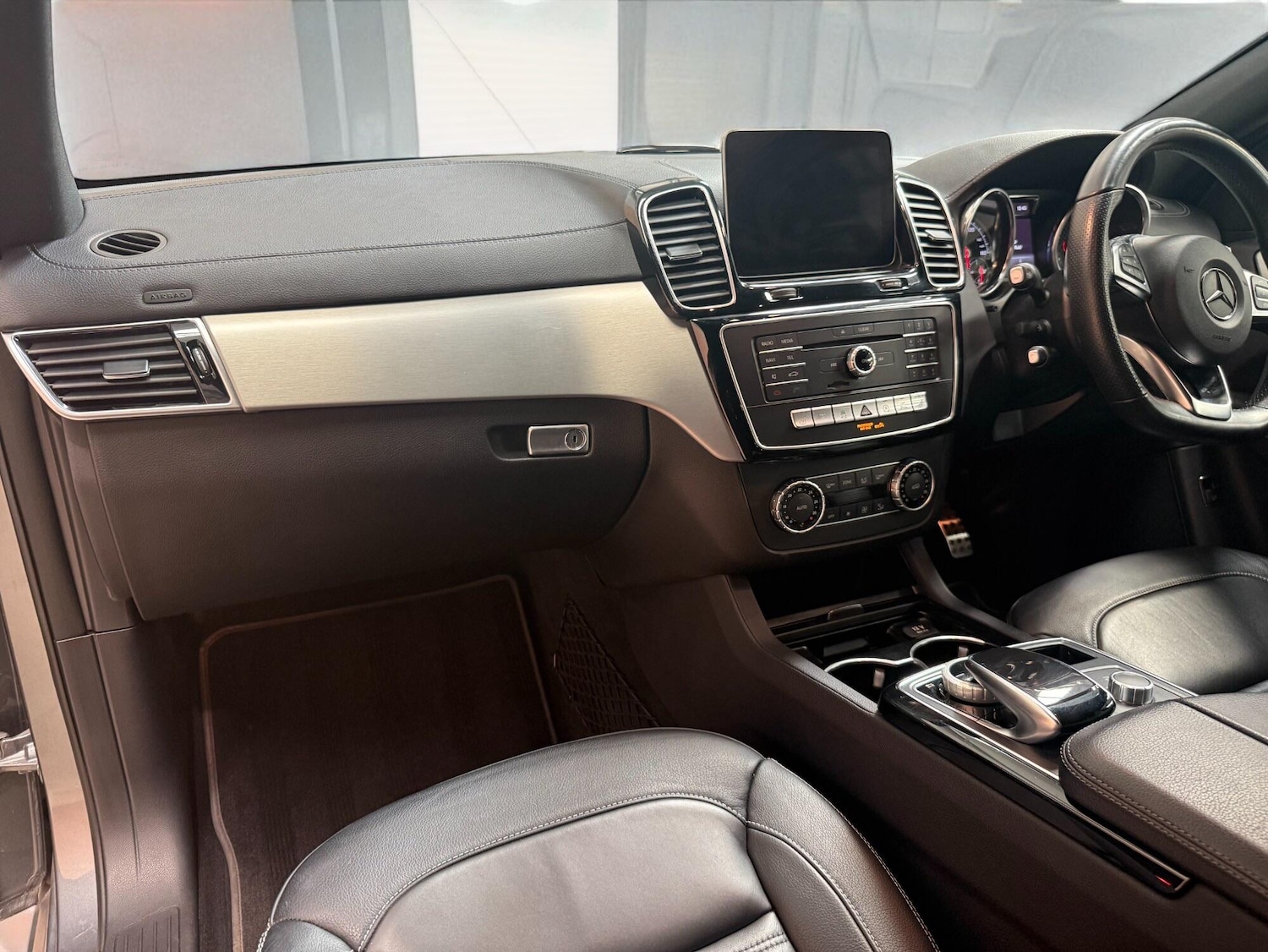 Used Mercedes-Benz GLE 2018 for sale - 76657375: Photo 24