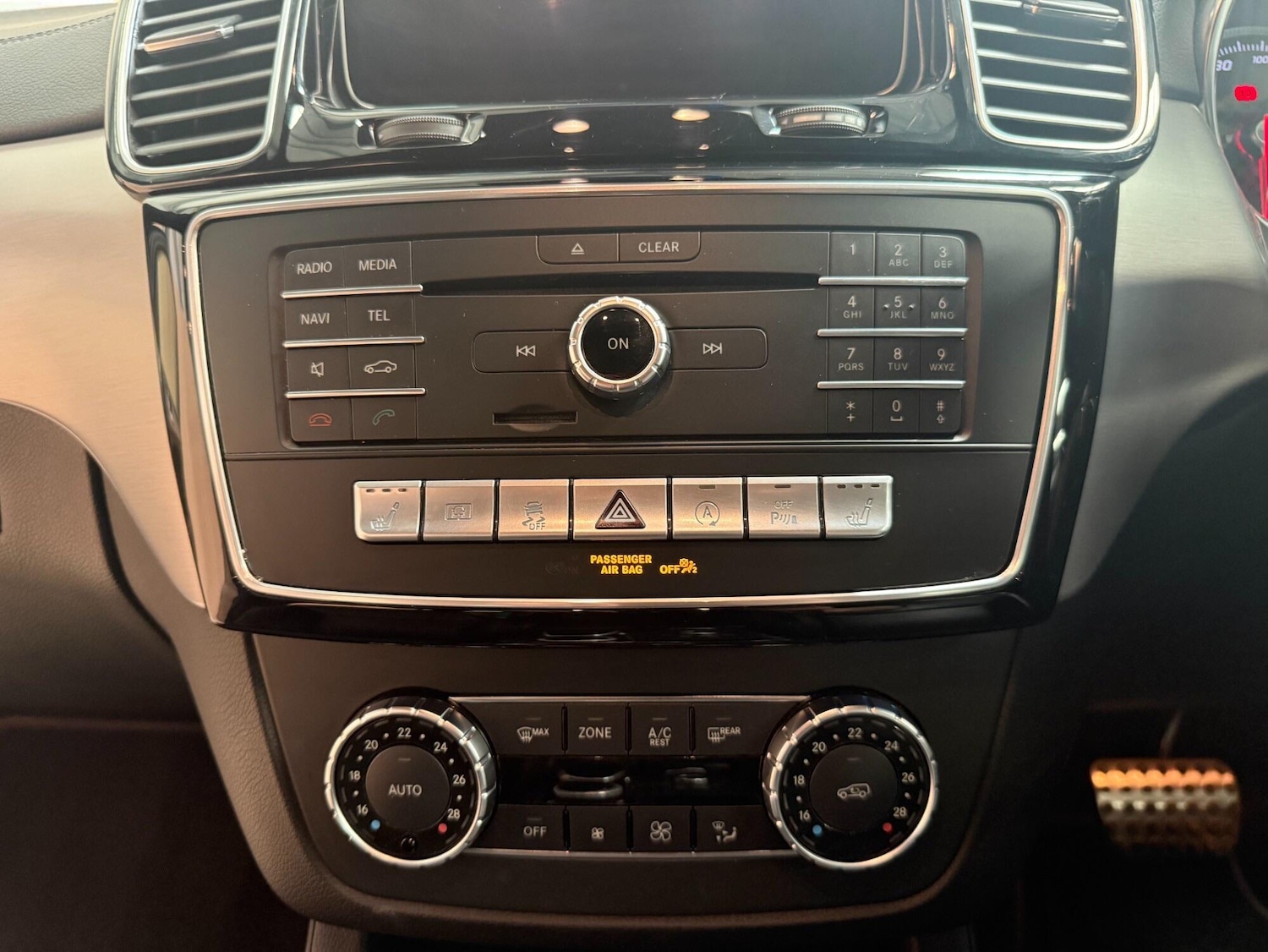 Used Mercedes-Benz GLE 2018 for sale - 76657375: Photo 35