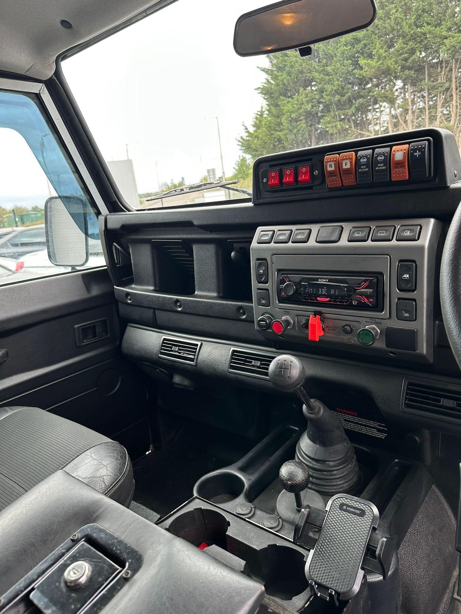 Used Land Rover Defender 2004 for sale - 76658191: Photo 15