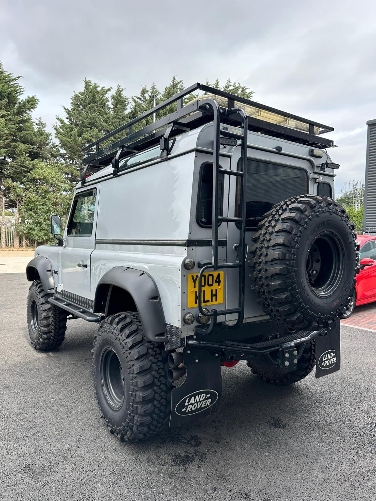 Used Land Rover Defender 2004 for sale - 76658191: Photo 4