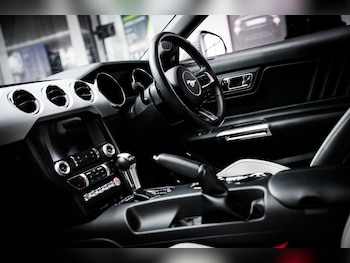 Used Ford Mustang 2018 for sale - 77599062: Photo