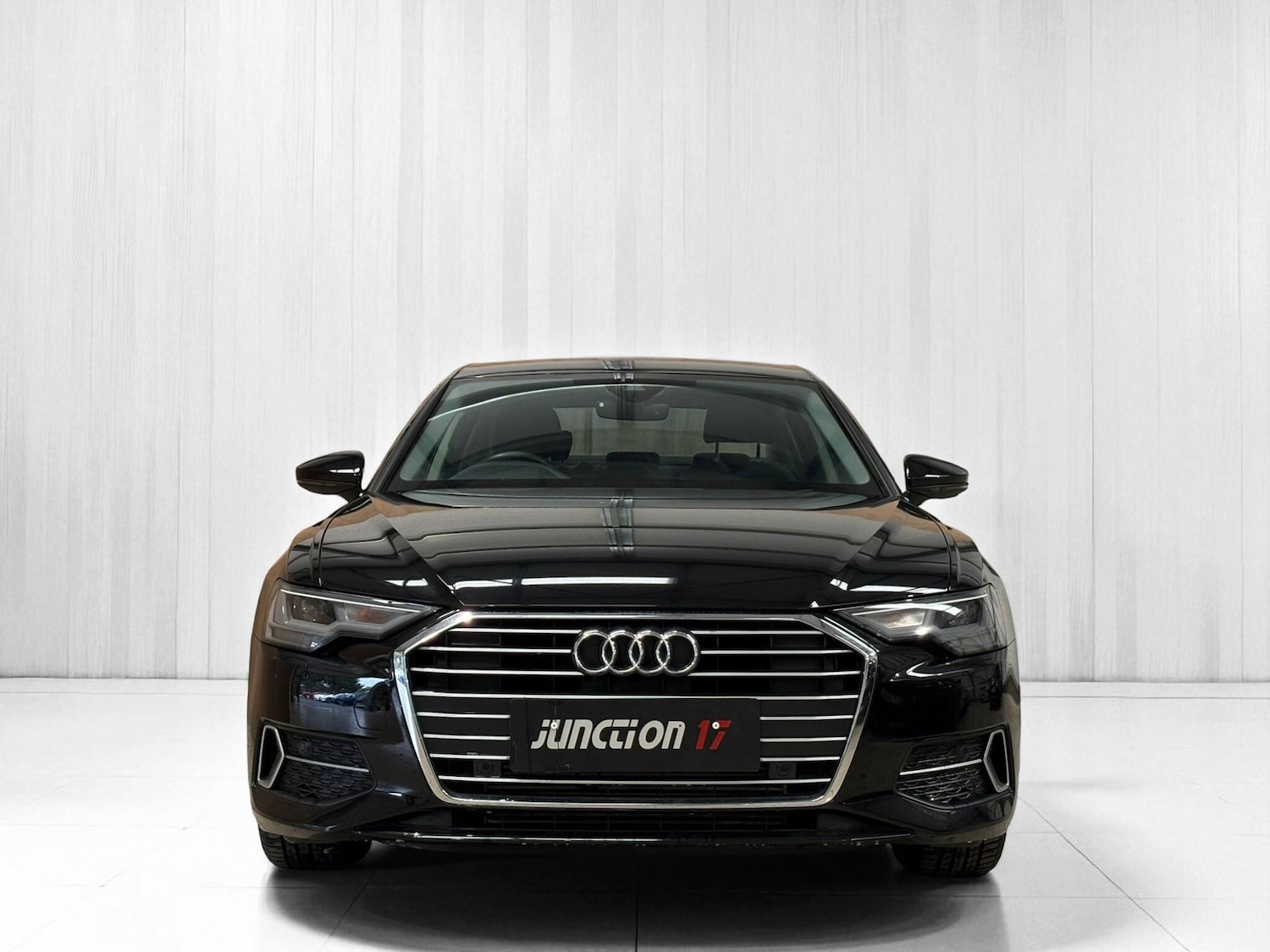 Used Audi A6 Saloon for sale - 76992906: Photo 2