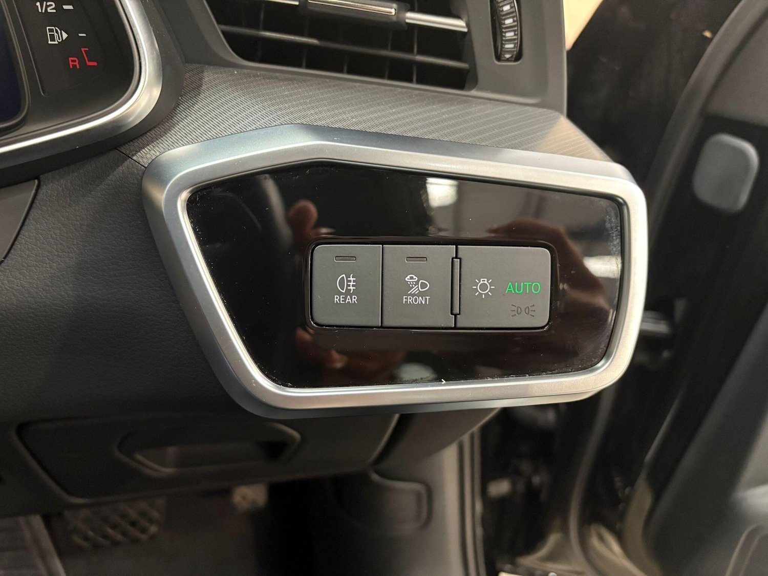 Used Audi A6 Saloon for sale - 76992906: Photo 43