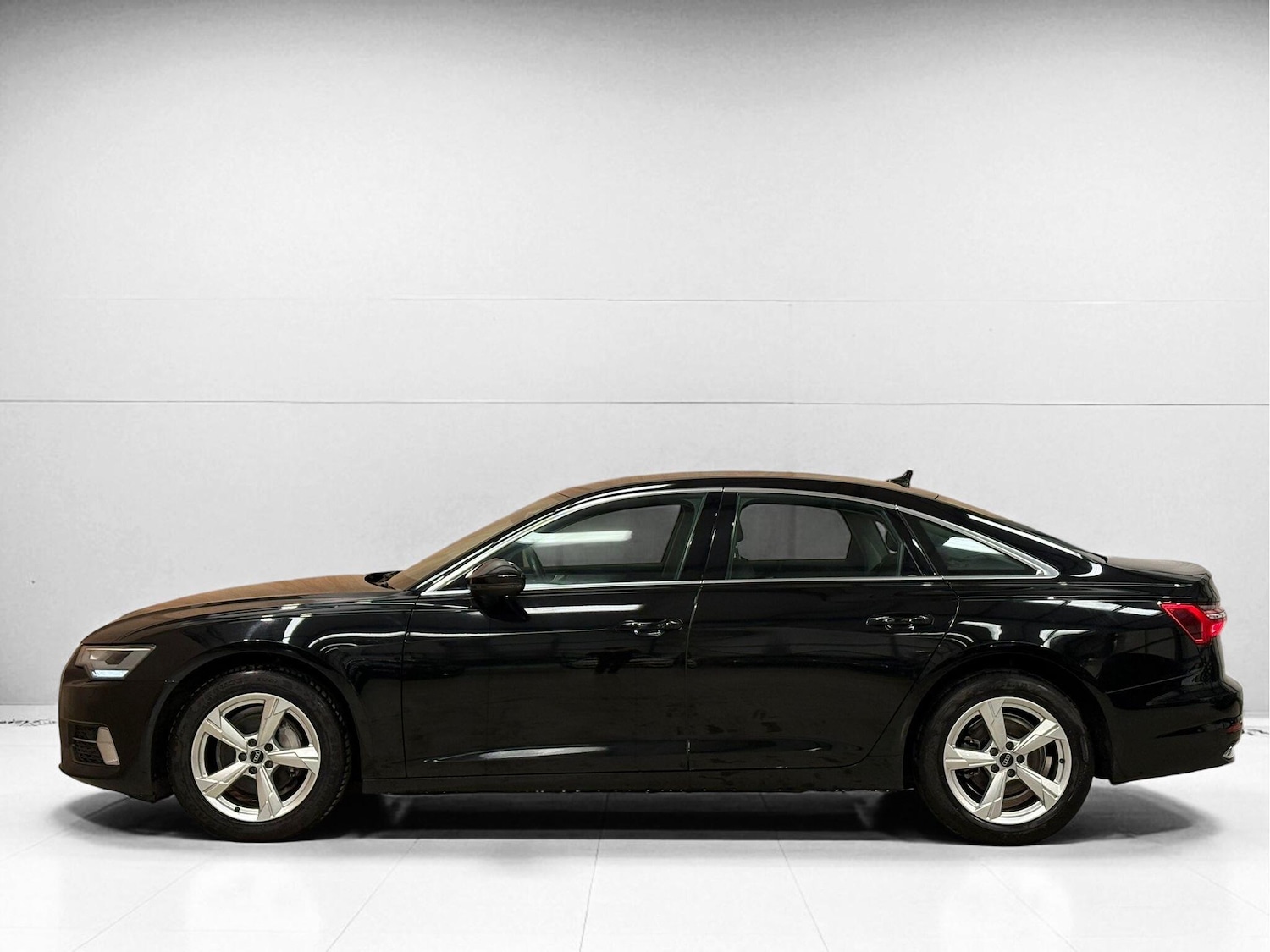 Used Audi A6 Saloon for sale - 76992906: Photo 6