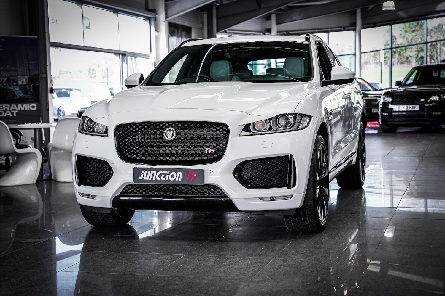 Used Jaguar F-Pace 2018 for sale - 77682989: Photo 14
