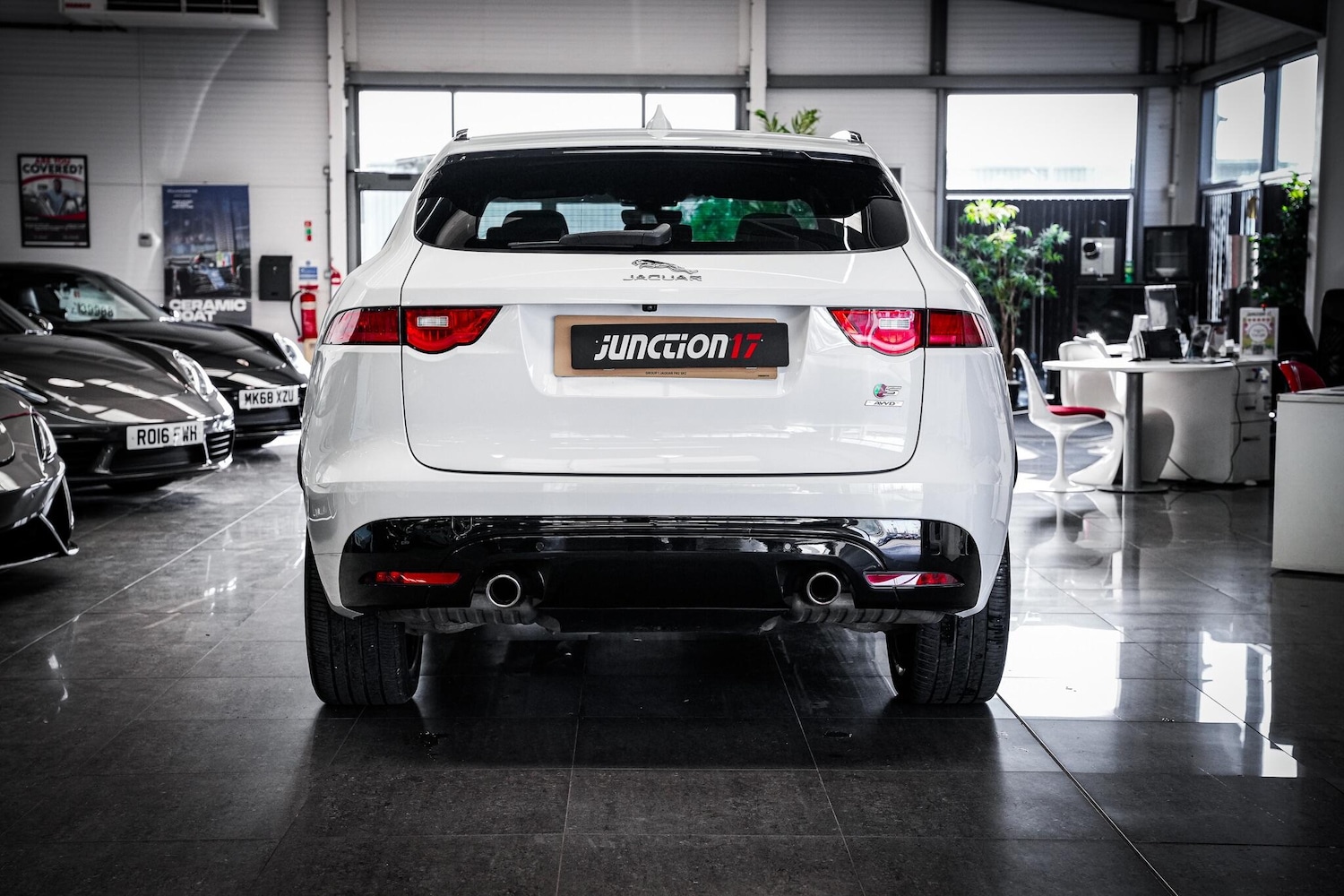 Used Jaguar F-Pace 2018 for sale - 77682989: Photo 16