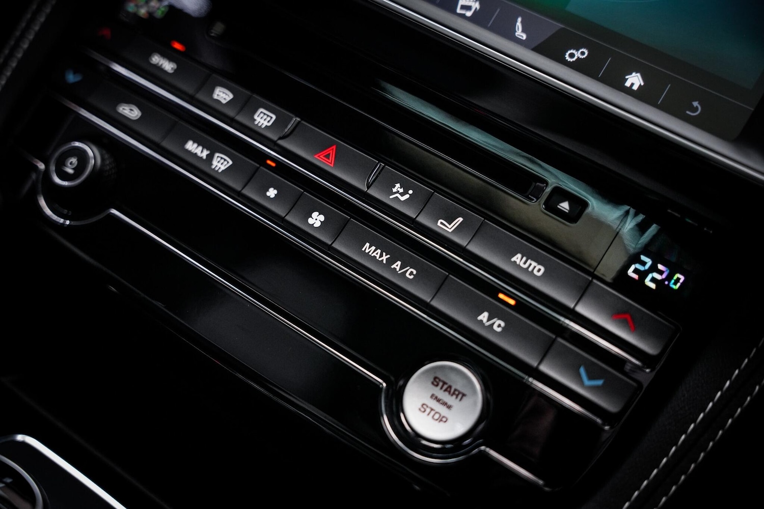 Used Jaguar F-Pace 2018 for sale - 77682989: Photo 45