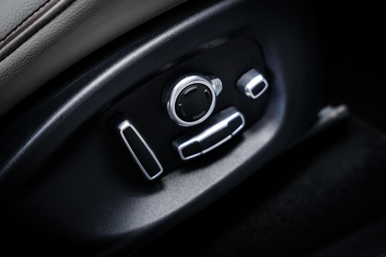 Used Jaguar F-Pace 2018 for sale - 77682989: Photo 52