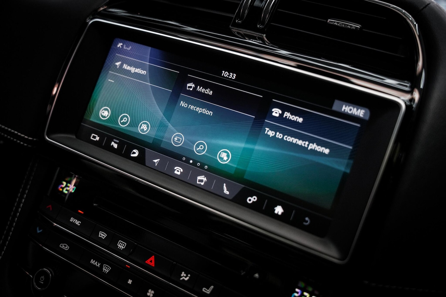 Used Jaguar F-Pace 2018 for sale - 77682989: Photo 8