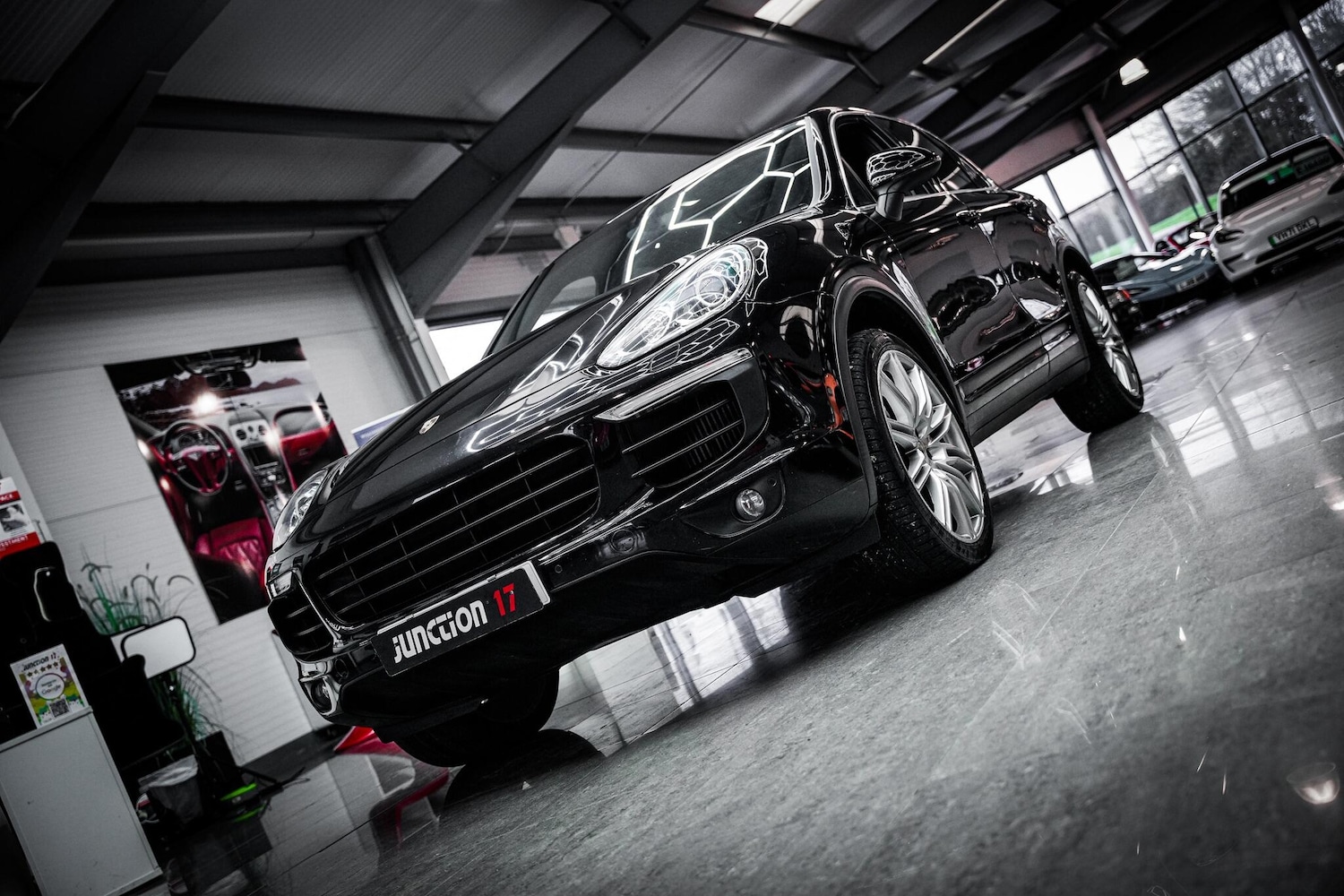 Used Porsche Cayenne 2015 for sale - 77524428: Photo 31