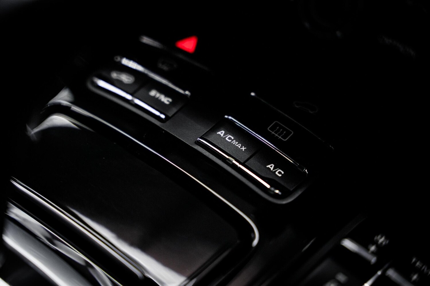 Used Porsche Cayenne 2015 for sale - 77524428: Photo 40