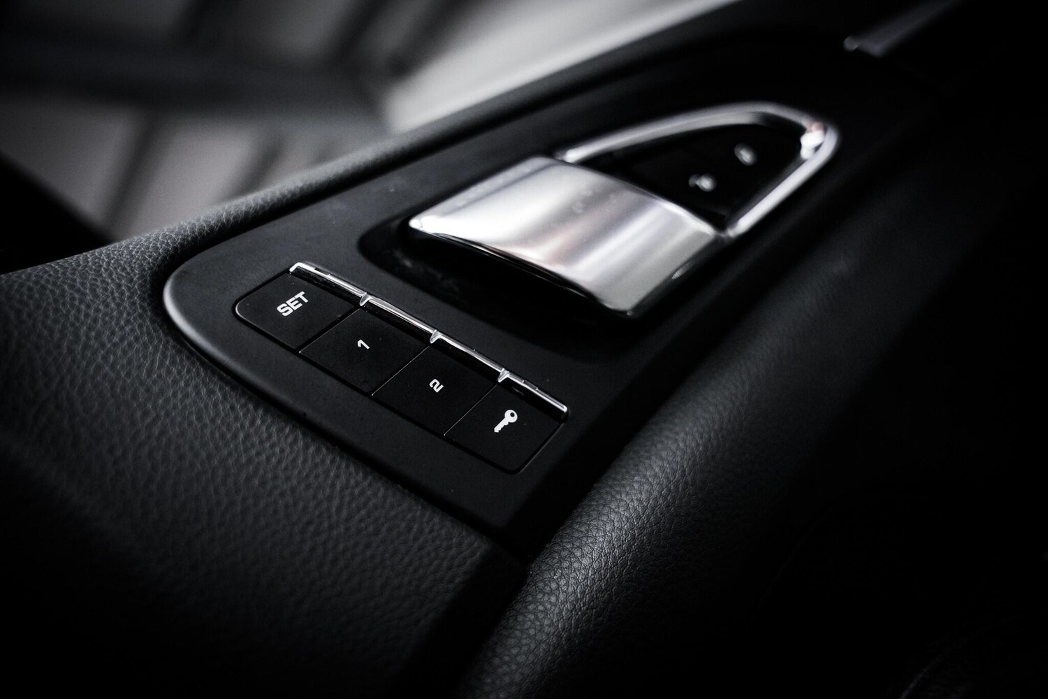 Used Porsche Cayenne 2015 for sale - 77524428: Photo 45