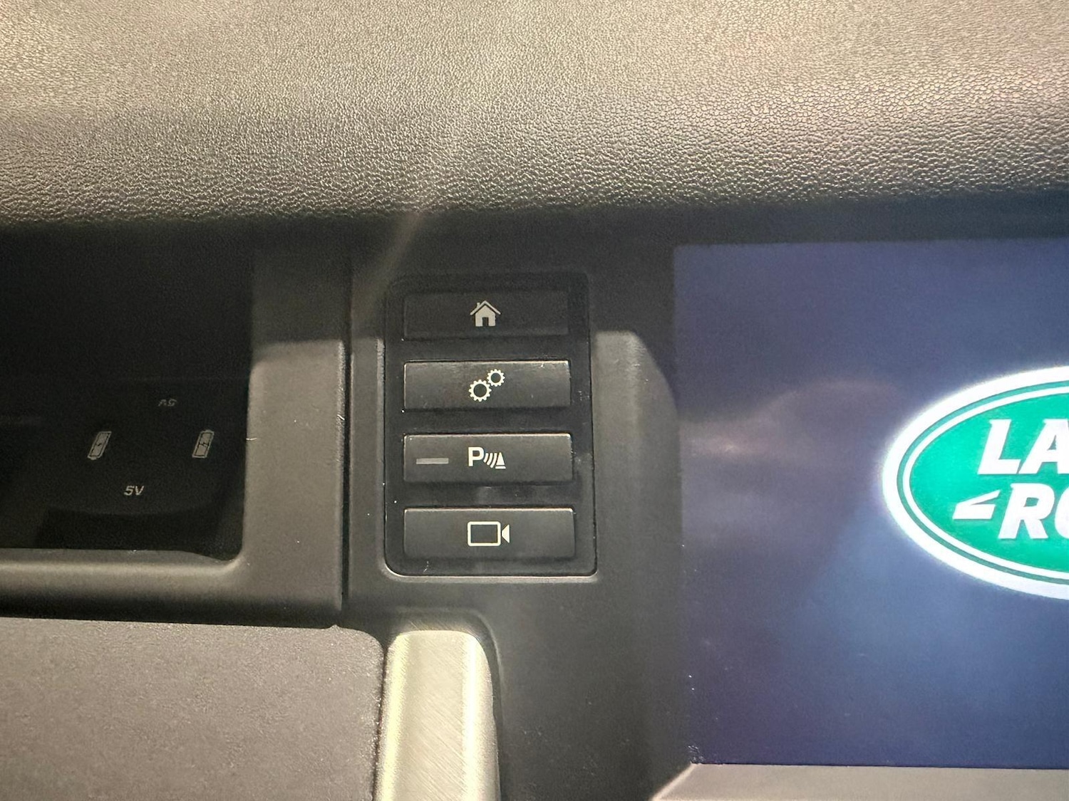 Used Land Rover Discovery Sport 2019 for sale - 76832499: Photo 22