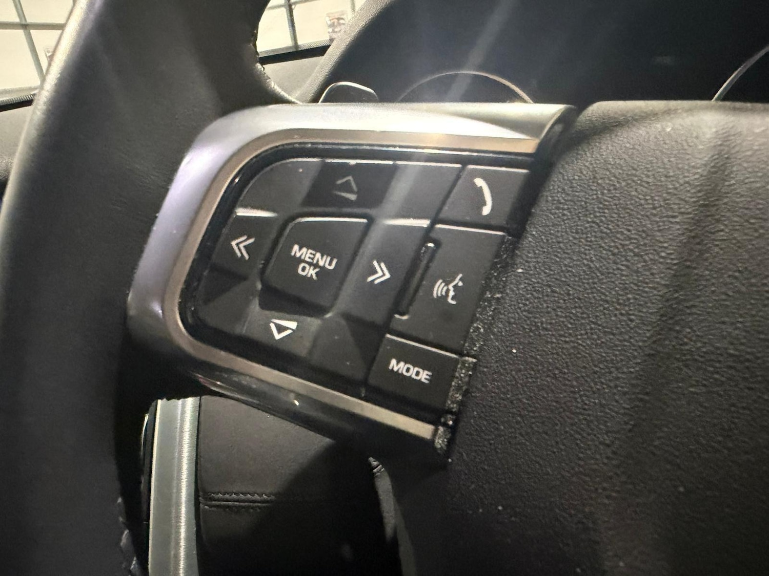 Used Land Rover Discovery Sport 2019 for sale - 76832499: Photo 24