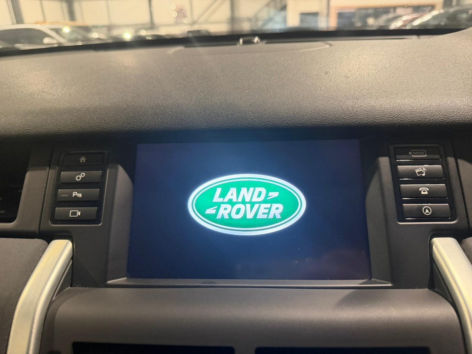 Used Land Rover Discovery Sport 2019 for sale - 76832499: Photo 31