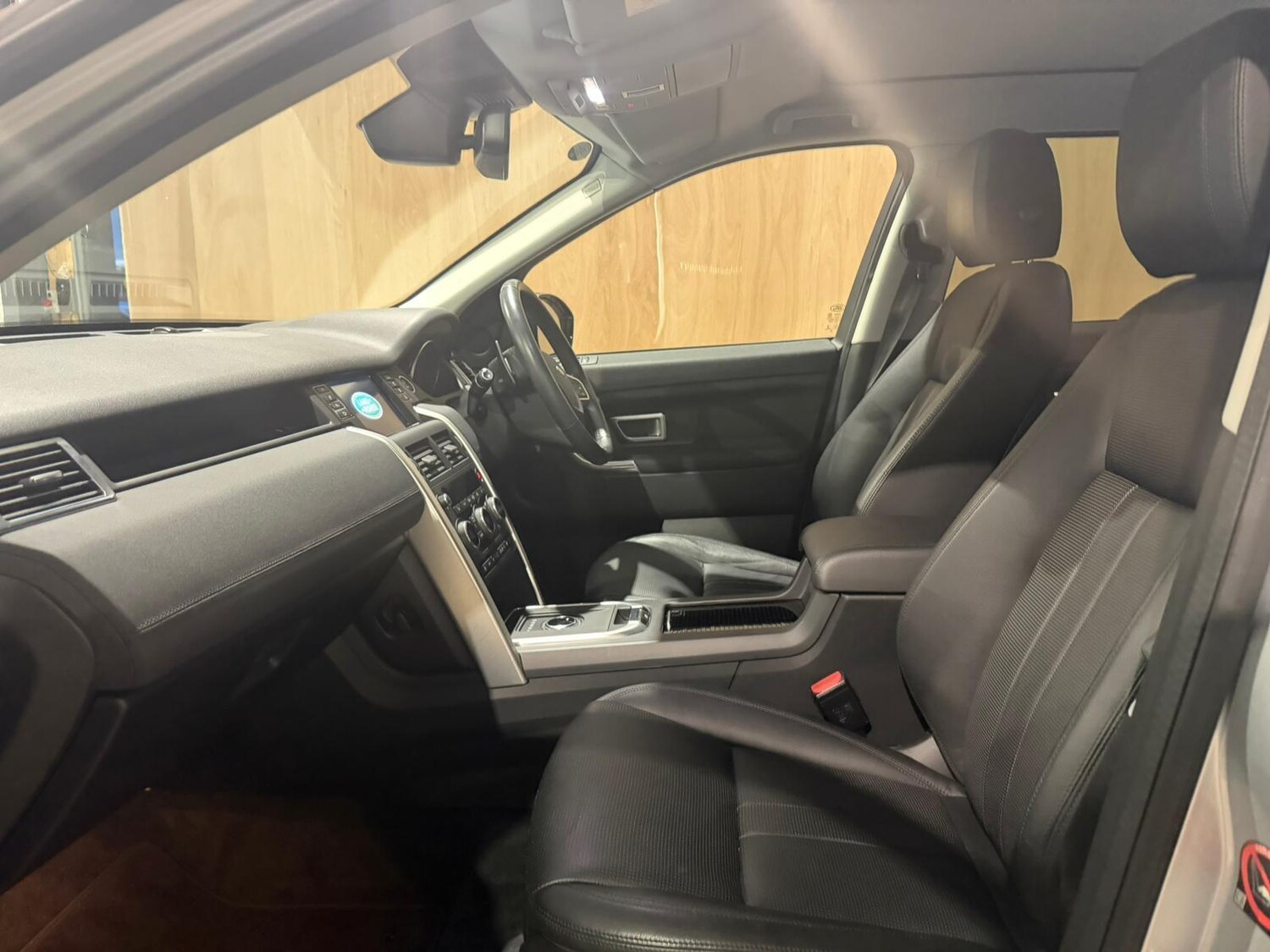 Used Land Rover Discovery Sport 2019 for sale - 76832499: Photo 34