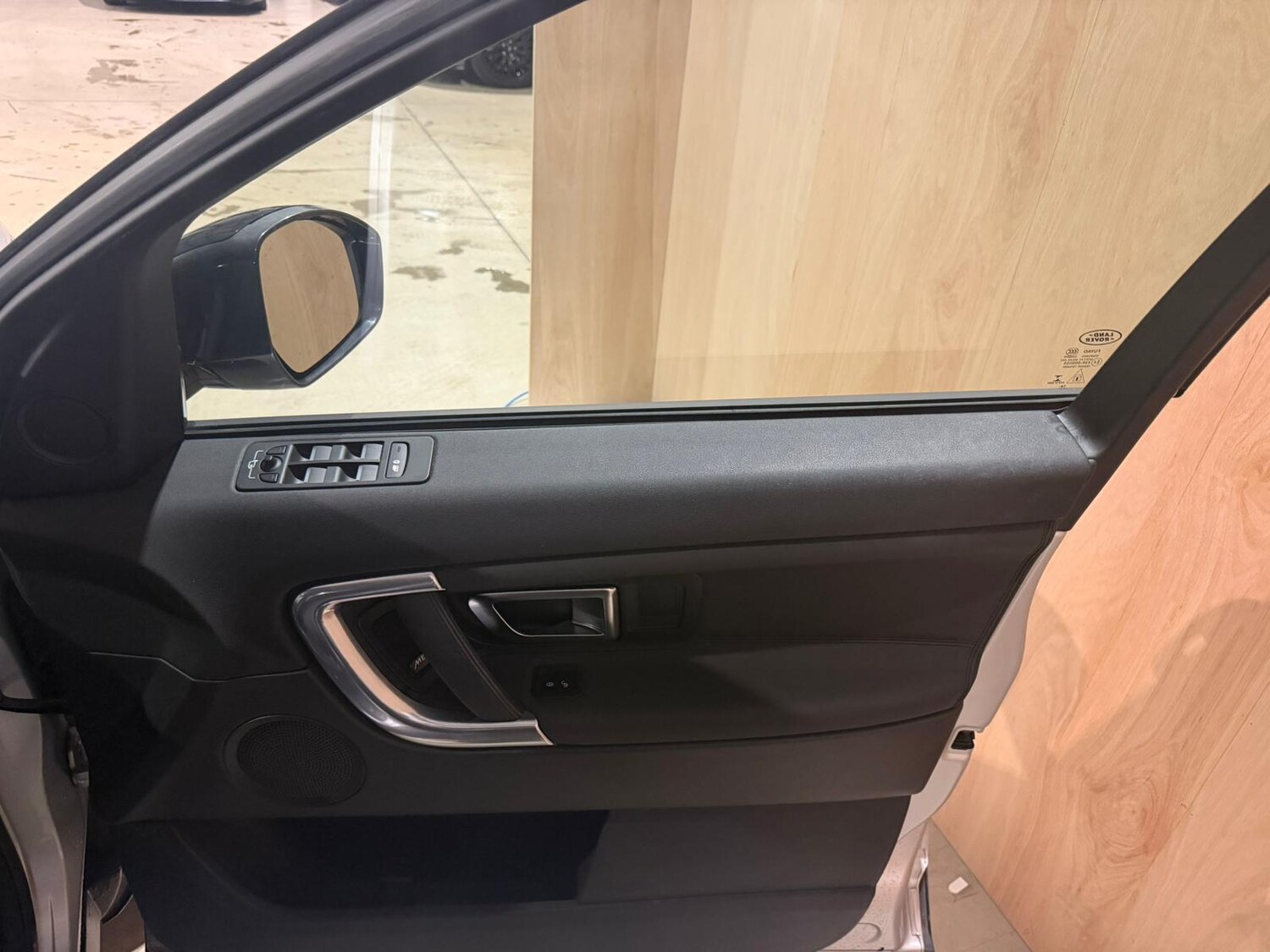 Used Land Rover Discovery Sport 2019 for sale - 76832499: Photo 38