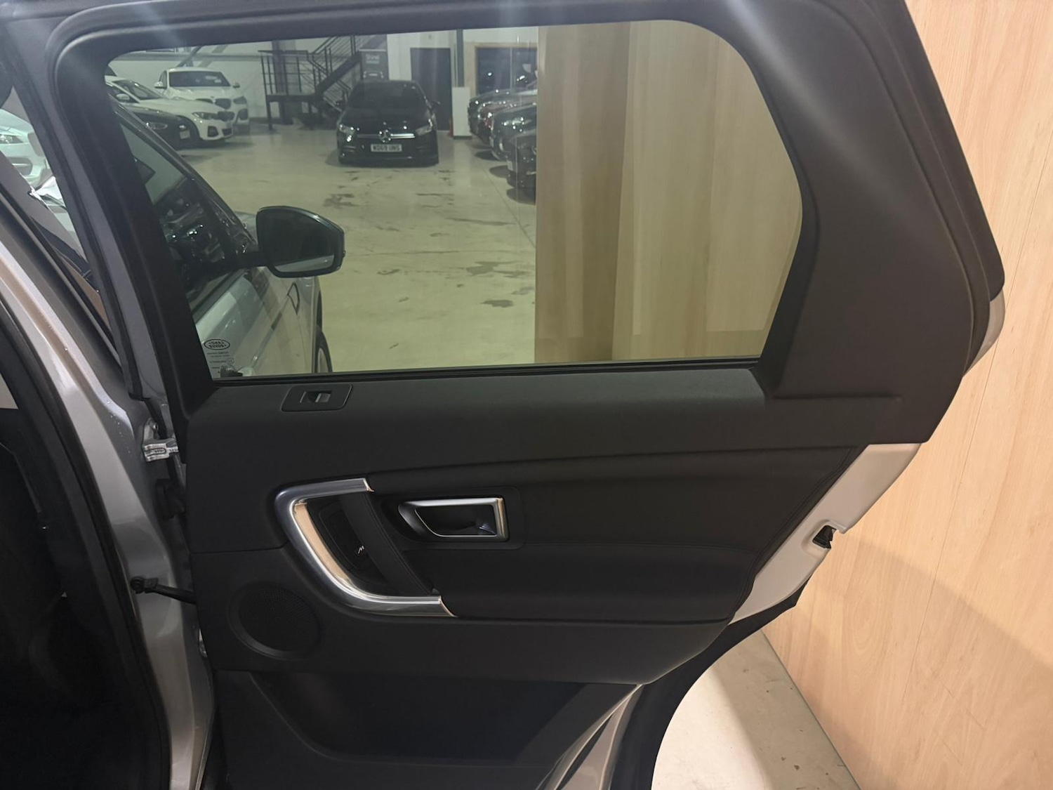 Used Land Rover Discovery Sport 2019 for sale - 76832499: Photo 39