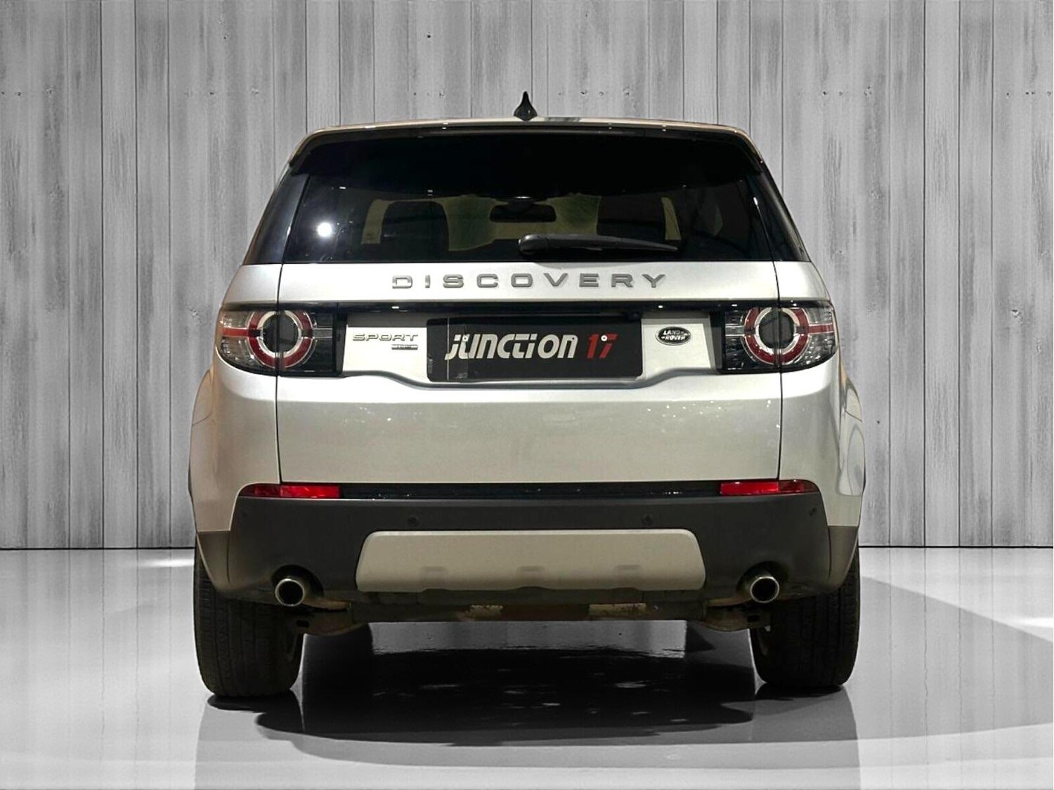 Used Land Rover Discovery Sport 2019 for sale - 76832499: Photo 6