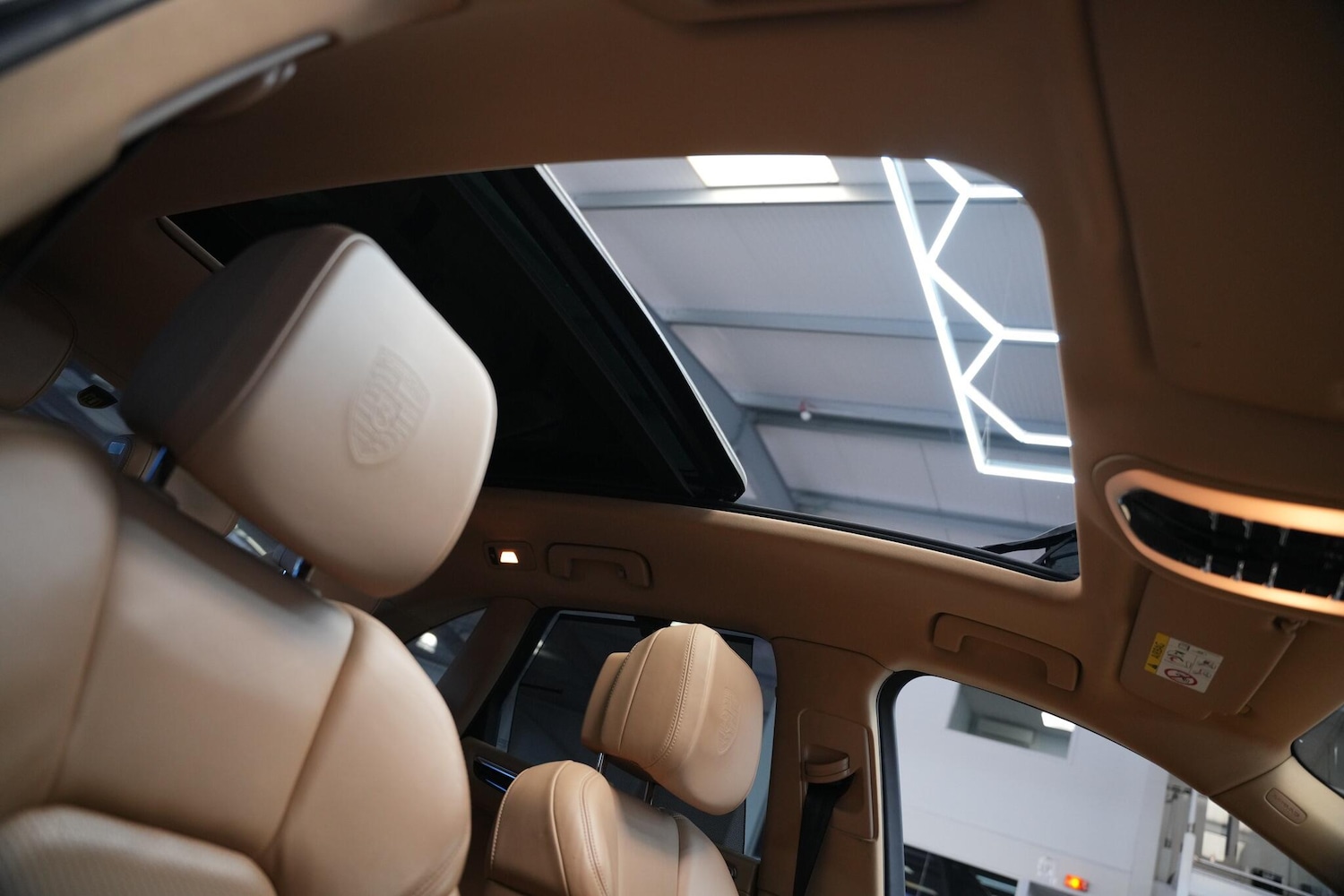 Used Porsche Macan 2016 for sale - 78046690: Photo 11