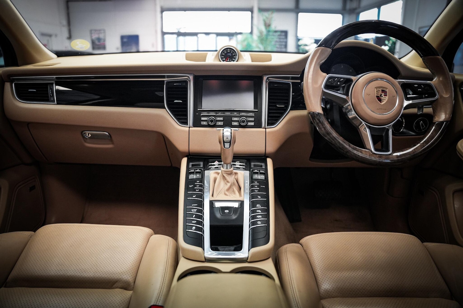 Used Porsche Macan 2016 for sale - 78046690: Photo 24