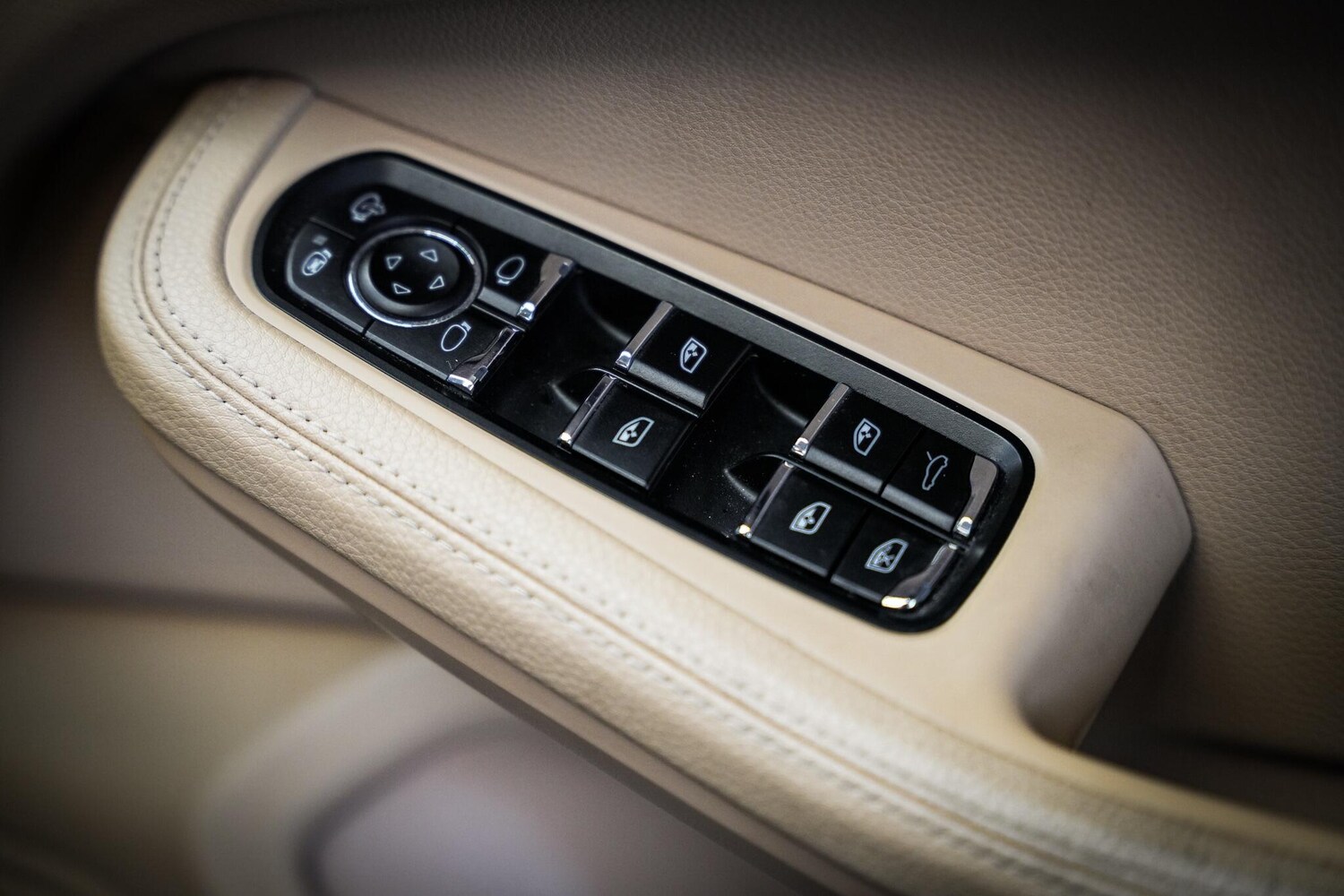 Used Porsche Macan 2016 for sale - 78046690: Photo 56