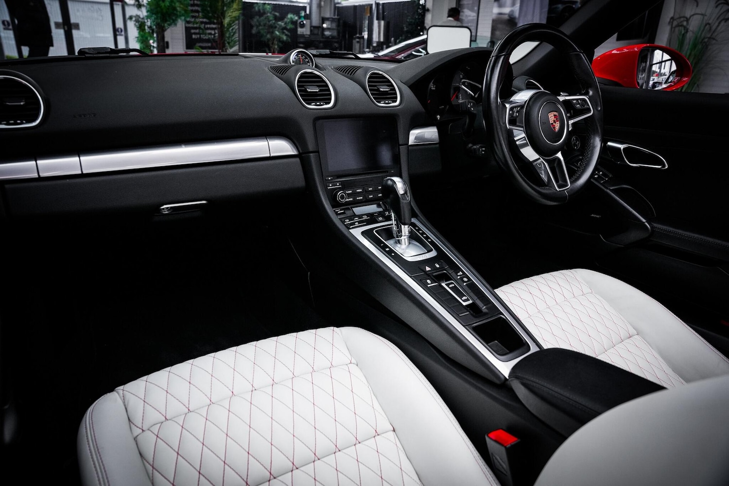 Used Porsche Boxster 2018 for sale - 76658113: Photo 24